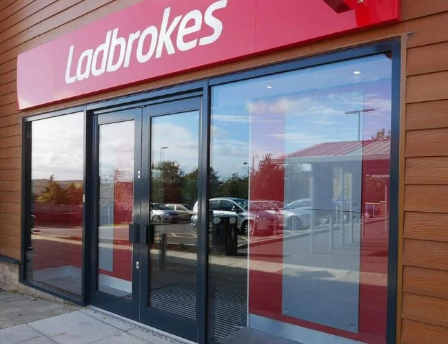 Aluminium shopfront installers UK – commercial glass shopfront by Speedy Shopfronts